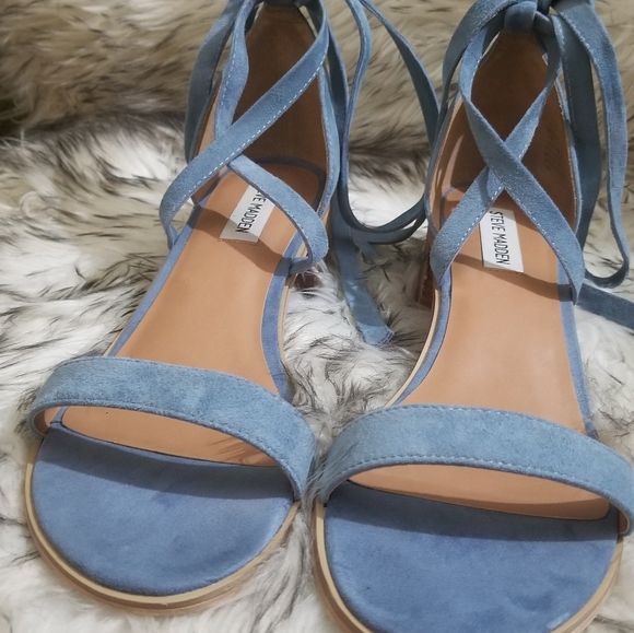 Steve Madden Gladiator Block Heel Sandals - Picture 7 of 9